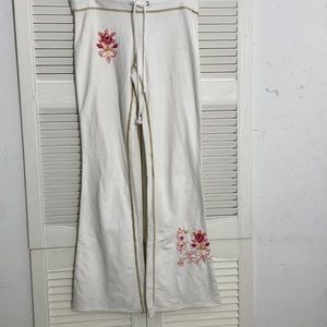 Twisted heart pants for ladies embroidered white and beige size small